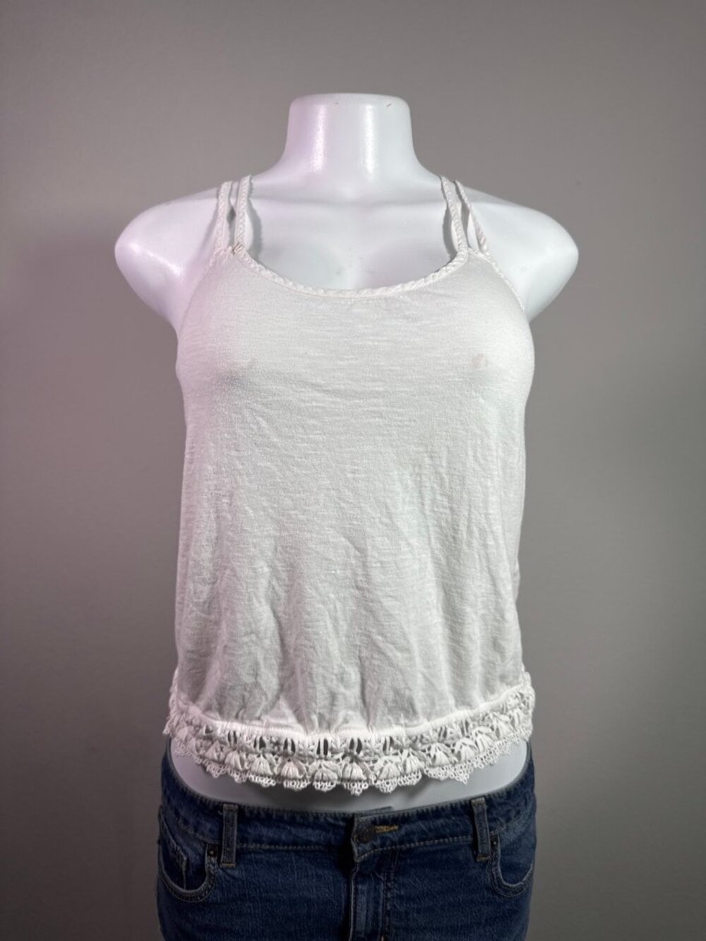 American Eagle Outfitters White Tank Top Crochet Hem – Women's Used Clothing
